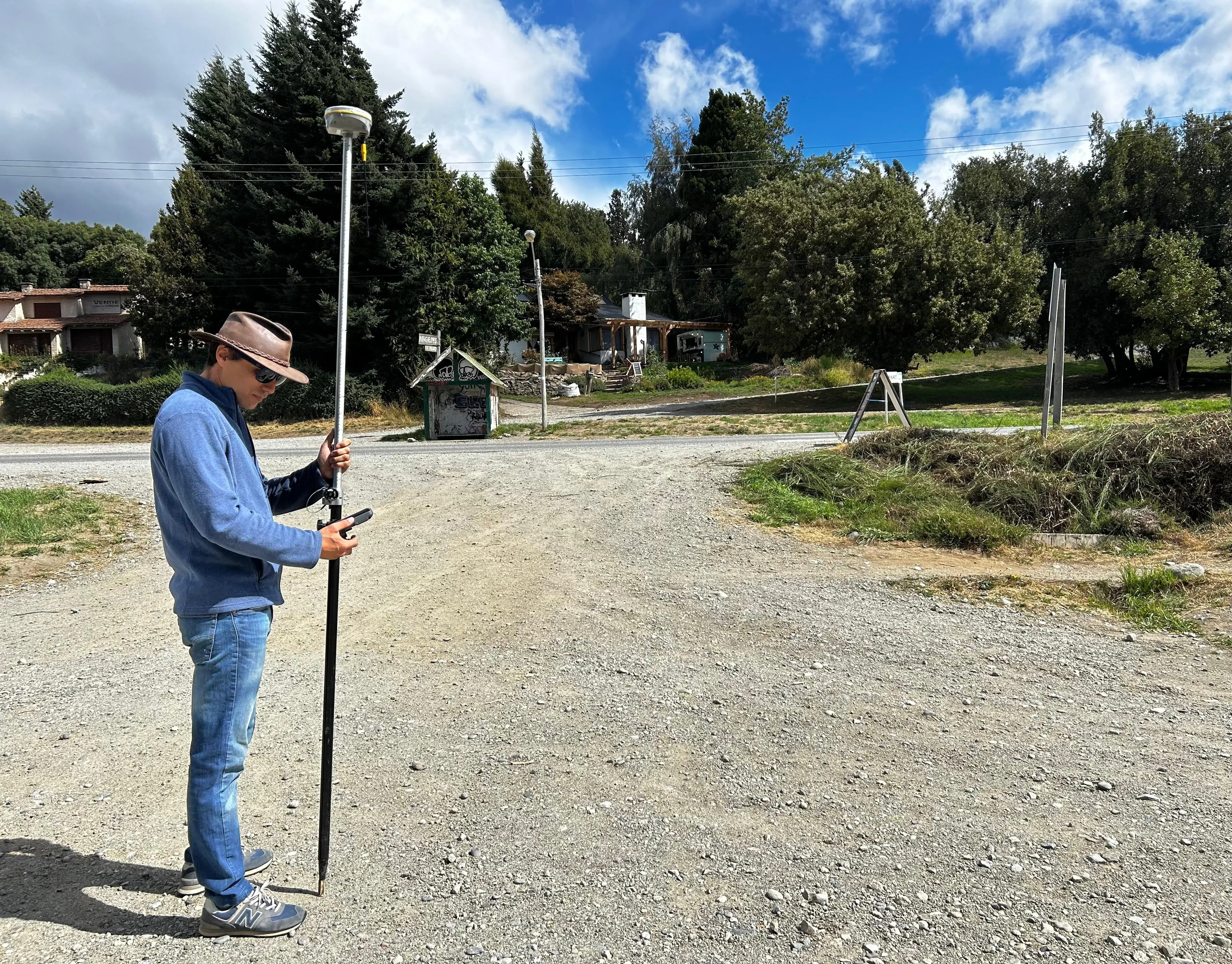 Relevamiento planialtimetrico con GPS mensura y subdivisión 